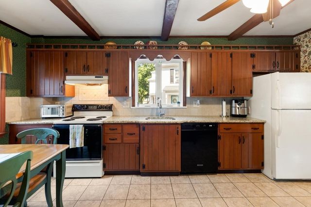 13 Lynnfield Street, Peabody, MA 01960