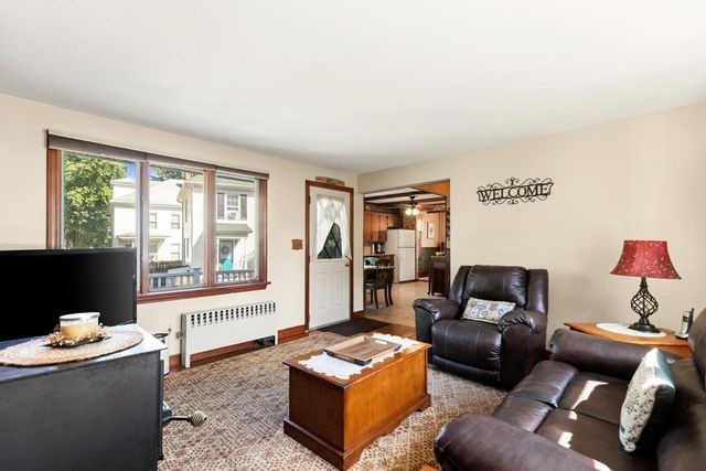 13 Lynnfield Street, Peabody, MA 01960