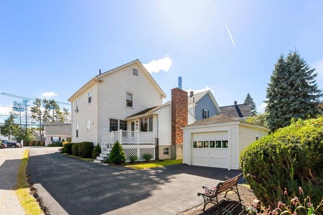 13 Lynnfield Street, Peabody, MA 01960