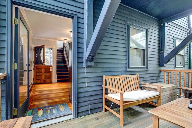 7 Division Street, Newport, RI 02840