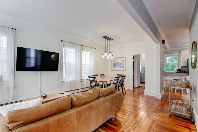 7 Division Street, Newport, RI 02840