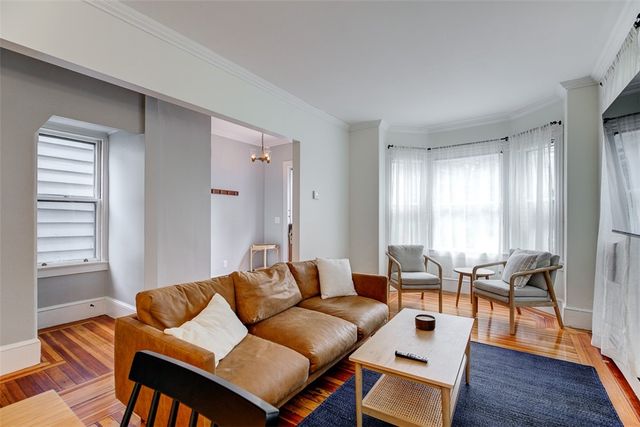 7 Division Street, Newport, RI 02840