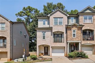 2932 Ashlyn Pointe Drive, Doraville, GA 30340