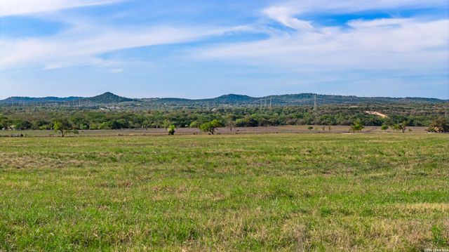 0001 Clearwater, Comfort, TX 78013