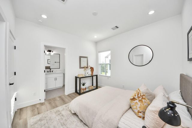 7737 Hammerly Boulevard, Houston, TX 77055