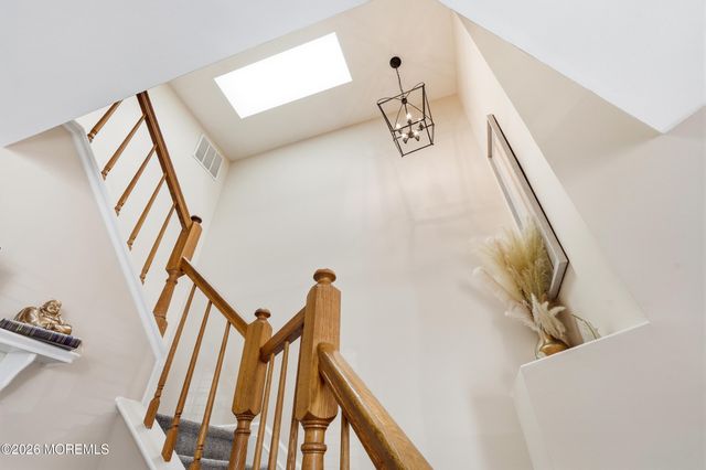 24 Karen Drive, Tinton Falls, NJ 07753