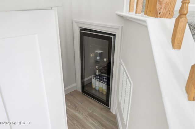 24 Karen Drive, Tinton Falls, NJ 07753