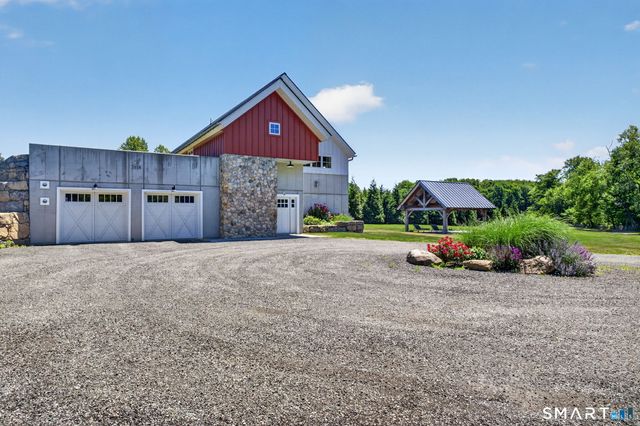 54 Barnes Road, Stonington, CT 06378