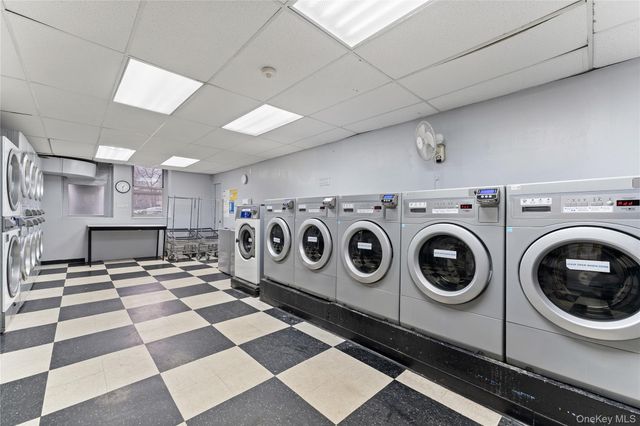 472 Gramatan Avenue Bldg 6 Bldg 6, Unit BB4, Mount Vernon, NY 10552