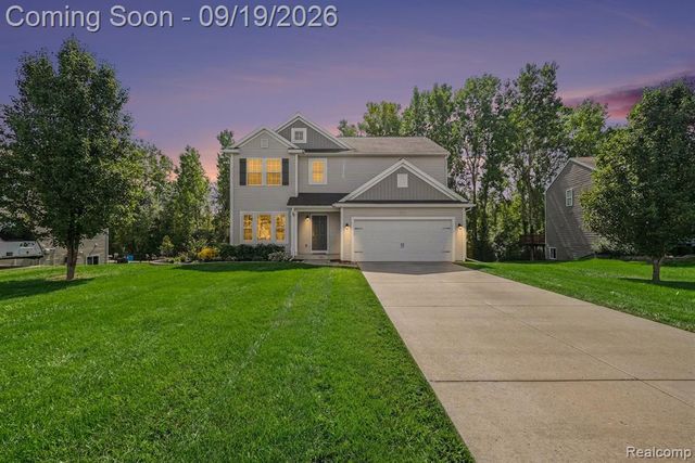 4430 Pebble Creek Boulevard, Grand Blanc, MI 48439