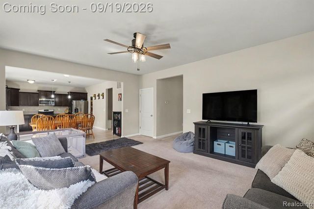4430 Pebble Creek Boulevard, Grand Blanc, MI 48439