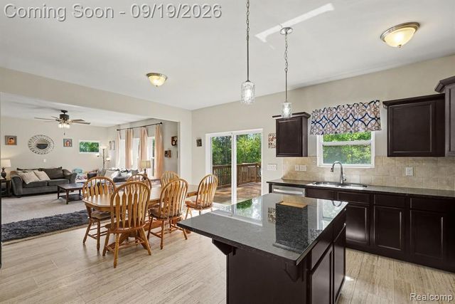 4430 Pebble Creek Boulevard, Grand Blanc, MI 48439