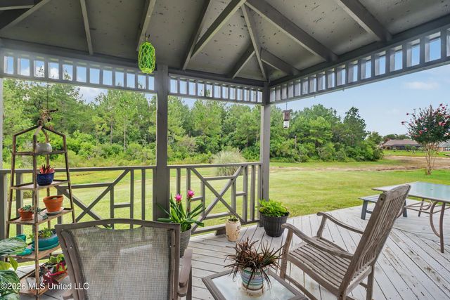 15385 Lakeview Court, Gulfport, MS 39503