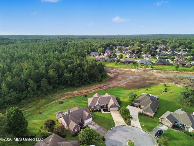 15385 Lakeview Court, Gulfport, MS 39503