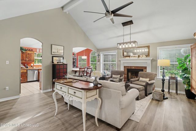 15385 Lakeview Court, Gulfport, MS 39503