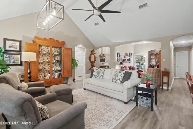 15385 Lakeview Court, Gulfport, MS 39503