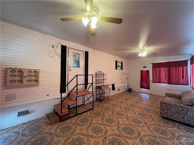 98 Lampshire Avenue, Mission, TX 78572