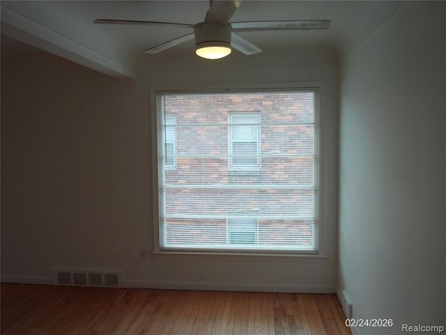 406 W Golden, Highland Park, MI 48203