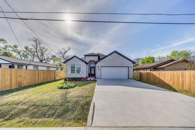 6313 Joe Louis Lane, Houston, TX 77091