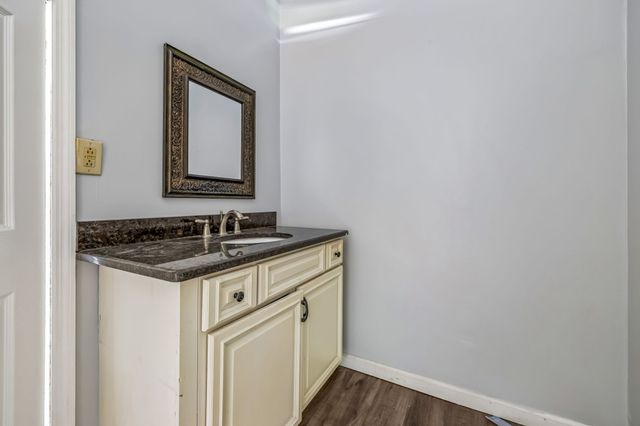 408 W 12th St, Columbia, TN 38401