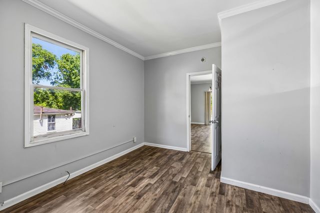 408 W 12th St, Columbia, TN 38401