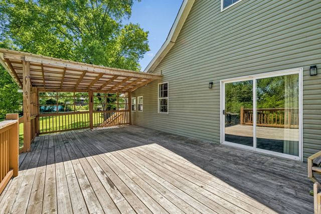 408 W 12th St, Columbia, TN 38401