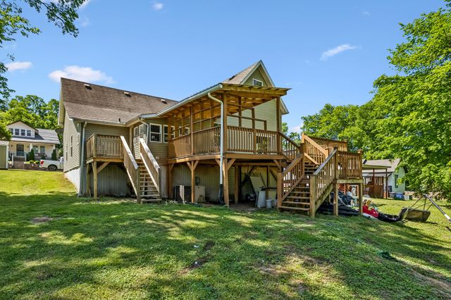 408 W 12th St, Columbia, TN 38401