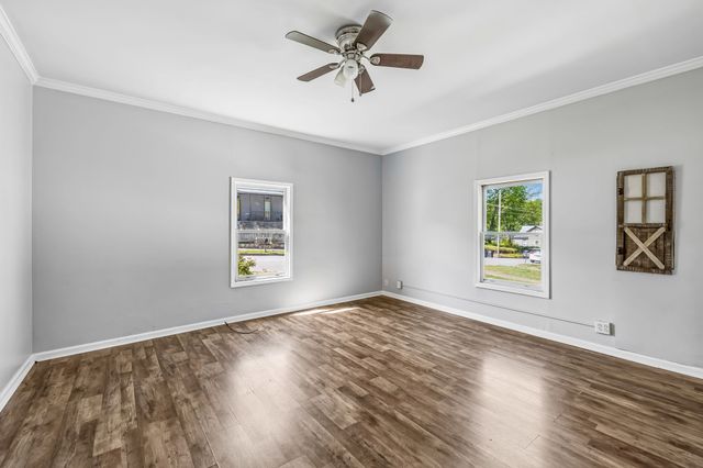 408 W 12th St, Columbia, TN 38401