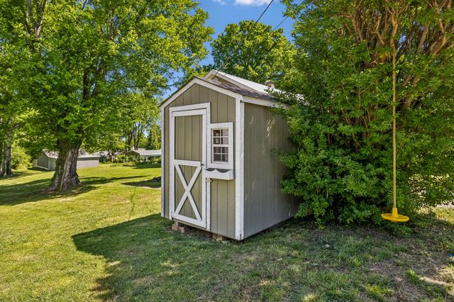 408 W 12th St, Columbia, TN 38401