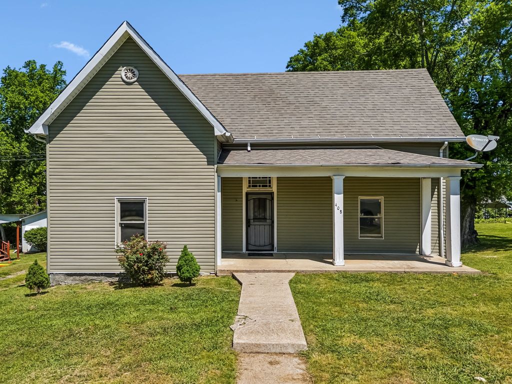 408 W 12th St, Columbia, TN 38401