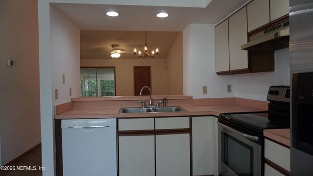 8048 VIRGO Street, Jacksonville, FL 32216