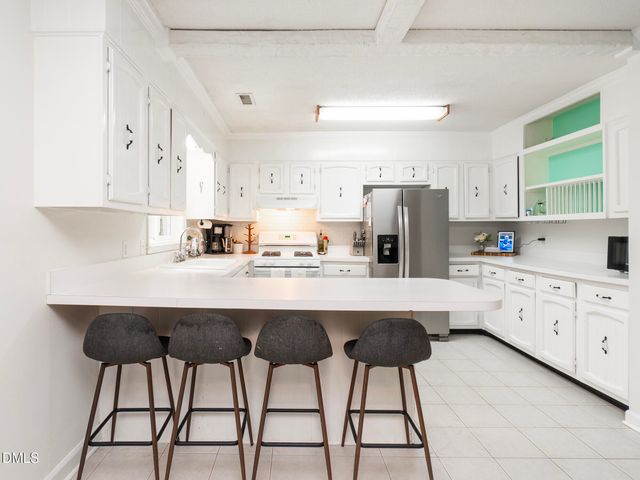 1805 Travis Lane, Burlington, NC 27217