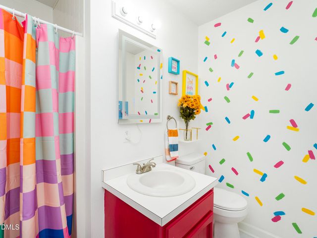 1805 Travis Lane, Burlington, NC 27217