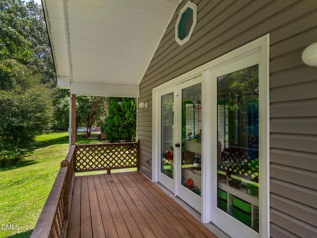 1805 Travis Lane, Burlington, NC 27217