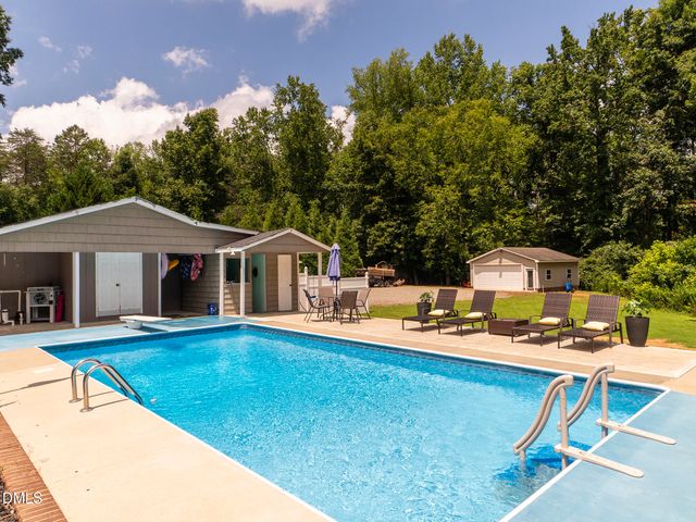 1805 Travis Lane, Burlington, NC 27217