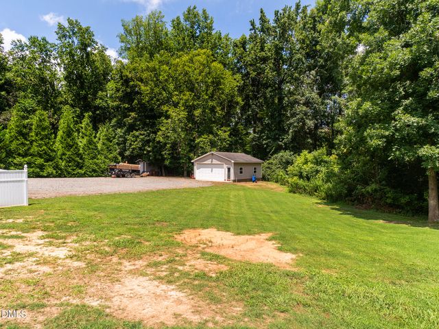 1805 Travis Lane, Burlington, NC 27217