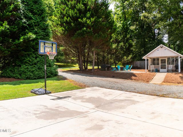 1805 Travis Lane, Burlington, NC 27217