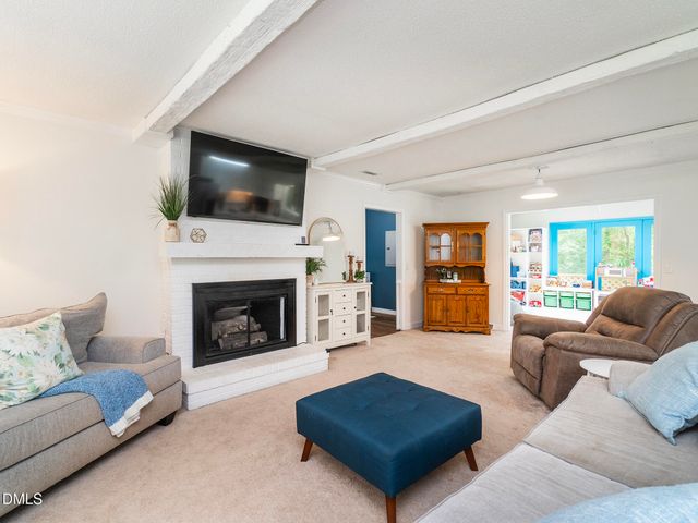 1805 Travis Lane, Burlington, NC 27217