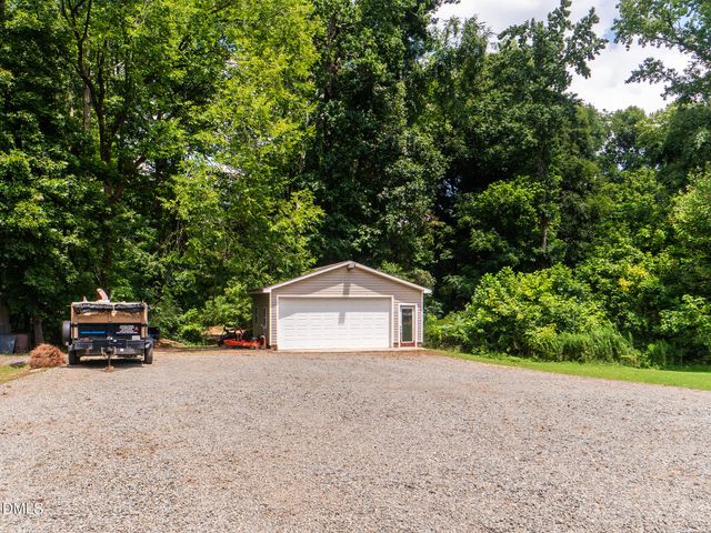 1805 Travis Lane, Burlington, NC 27217