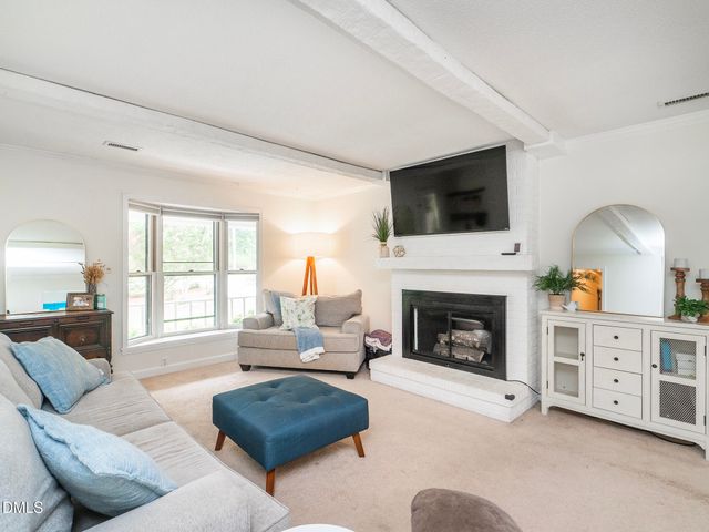 1805 Travis Lane, Burlington, NC 27217