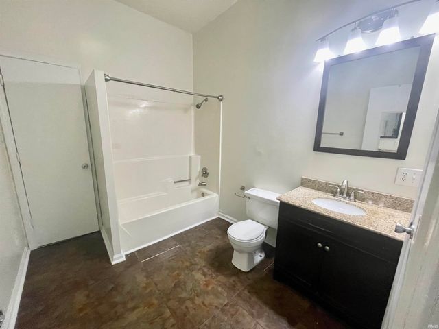 200 E 2nd Street, Bloomington, IN 47401