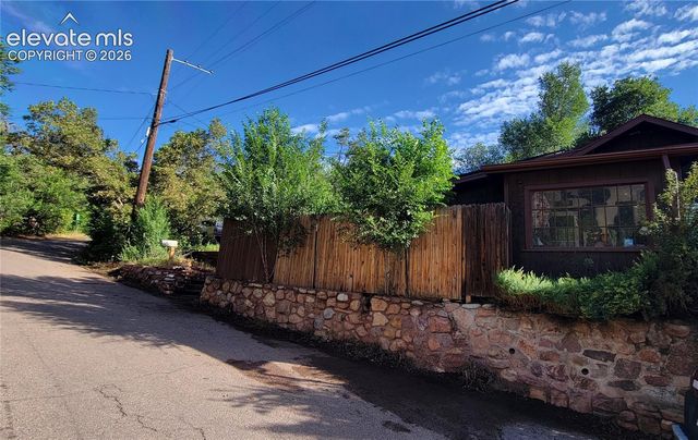 220 Illinois Avenue, Manitou Springs, CO 80829