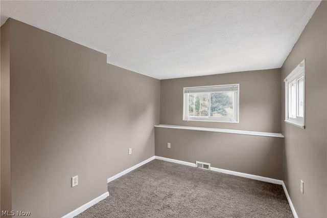 12501 Station Road, Columbia Station, OH 44028