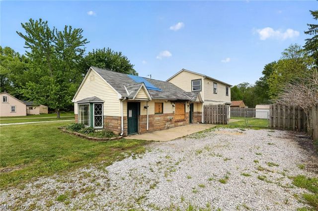 12501 Station Road, Columbia Station, OH 44028