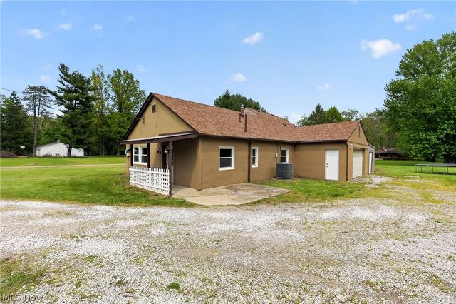 12501 Station Road, Columbia Station, OH 44028