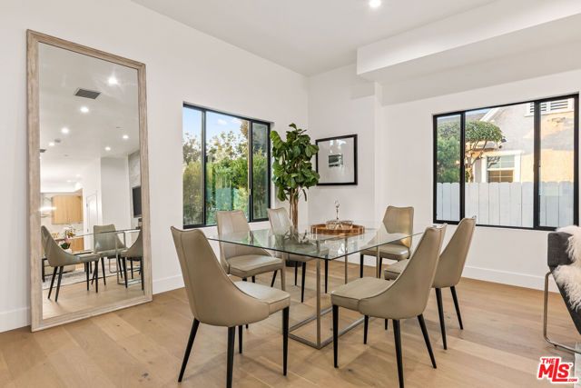 1170 S Lucerne Boulevard, Los Angeles, CA 90019