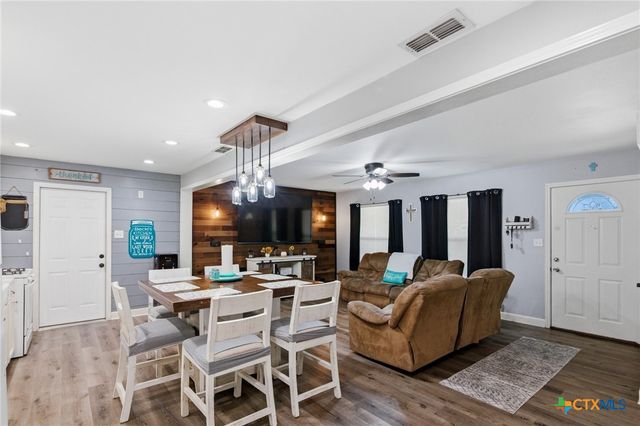 3309 Avondale Street, Victoria, TX 77901