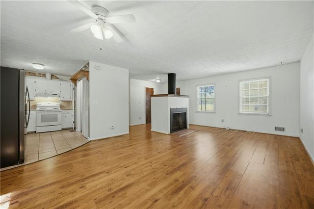 1723 Collins Hill Road, Lawrenceville, GA 30043