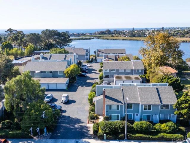 2525 Jefferson Street B, Carlsbad, CA 92008