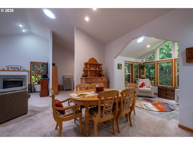 95 Sw Cormorant, Depoe Bay, OR 97341